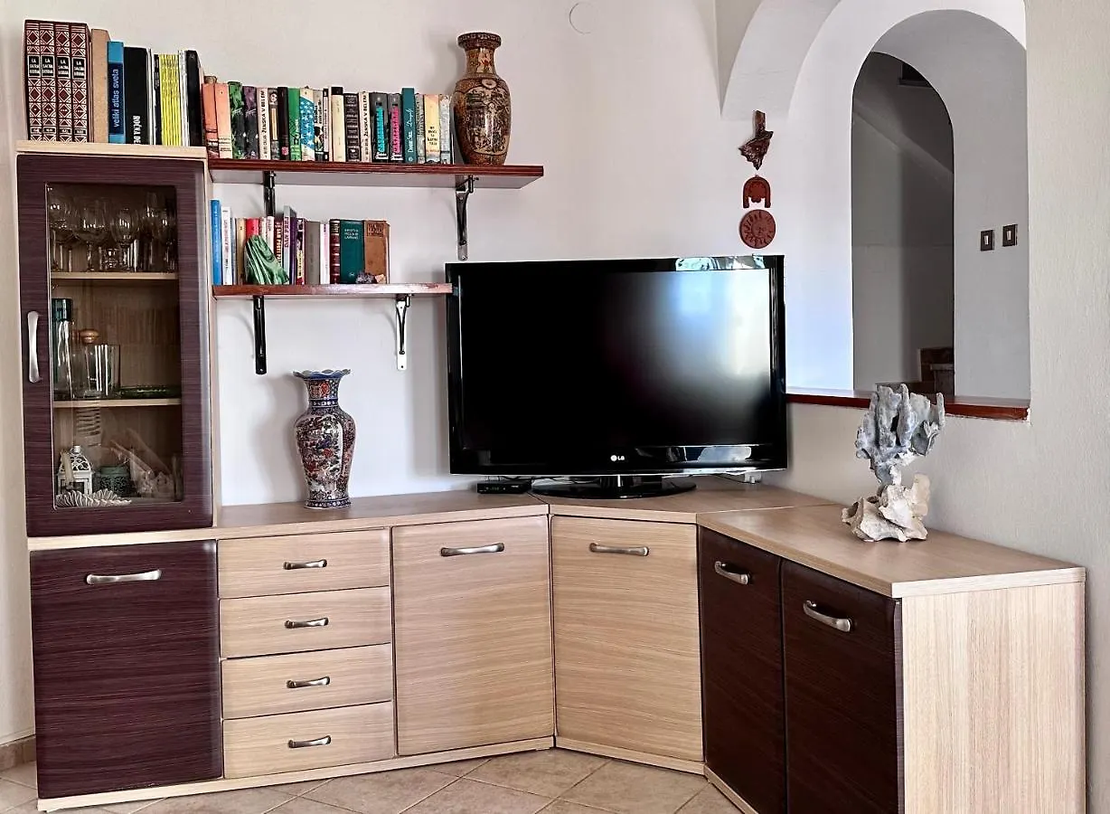 Villa Ester Lopar