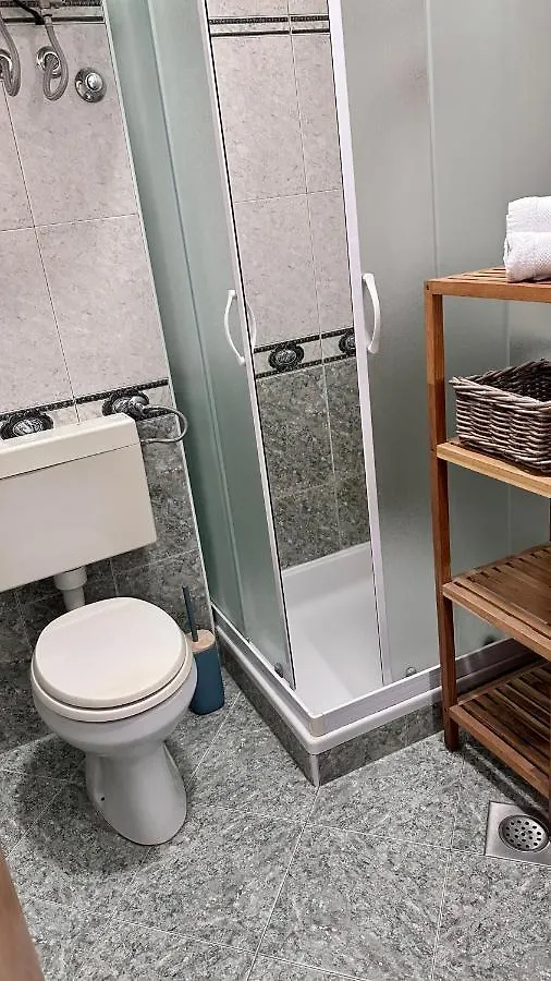 Villa Ester Lopar Apartman