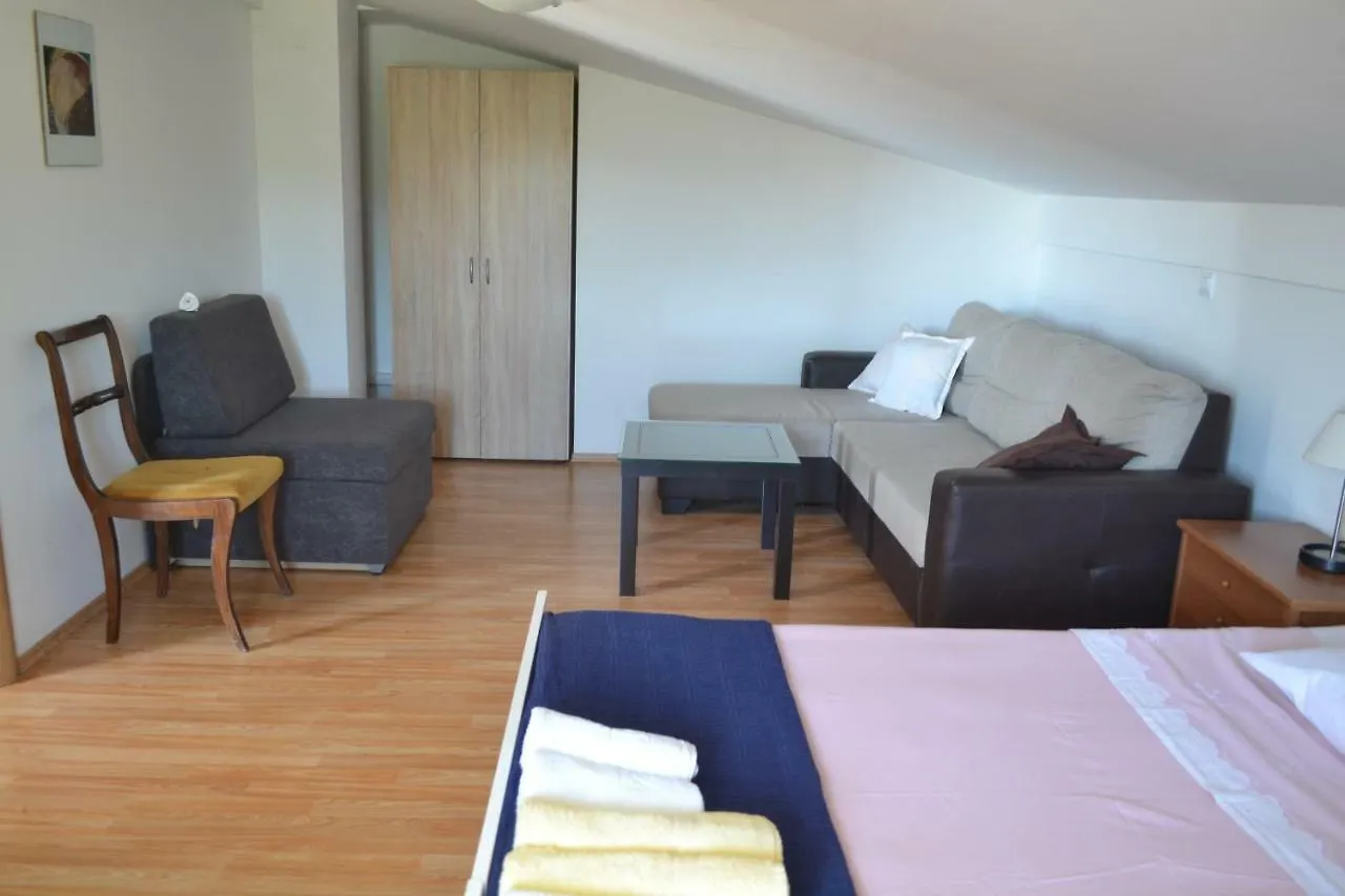 Apartman Villa Ester Lopar