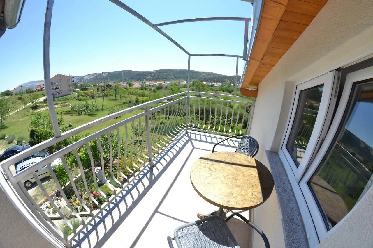 Villa Ester Lopar 0*,  Kroatien